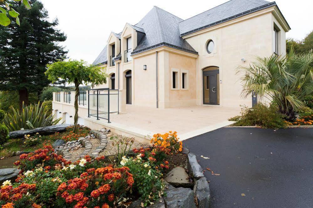 Bed and Breakfast Le Domaine Des Chevaliers De Malte Villedieu-les-Poëles Exterior foto
